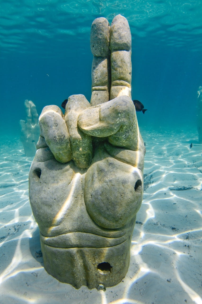 Punta Sam Soothing in the underwater sculptures – Travel Art